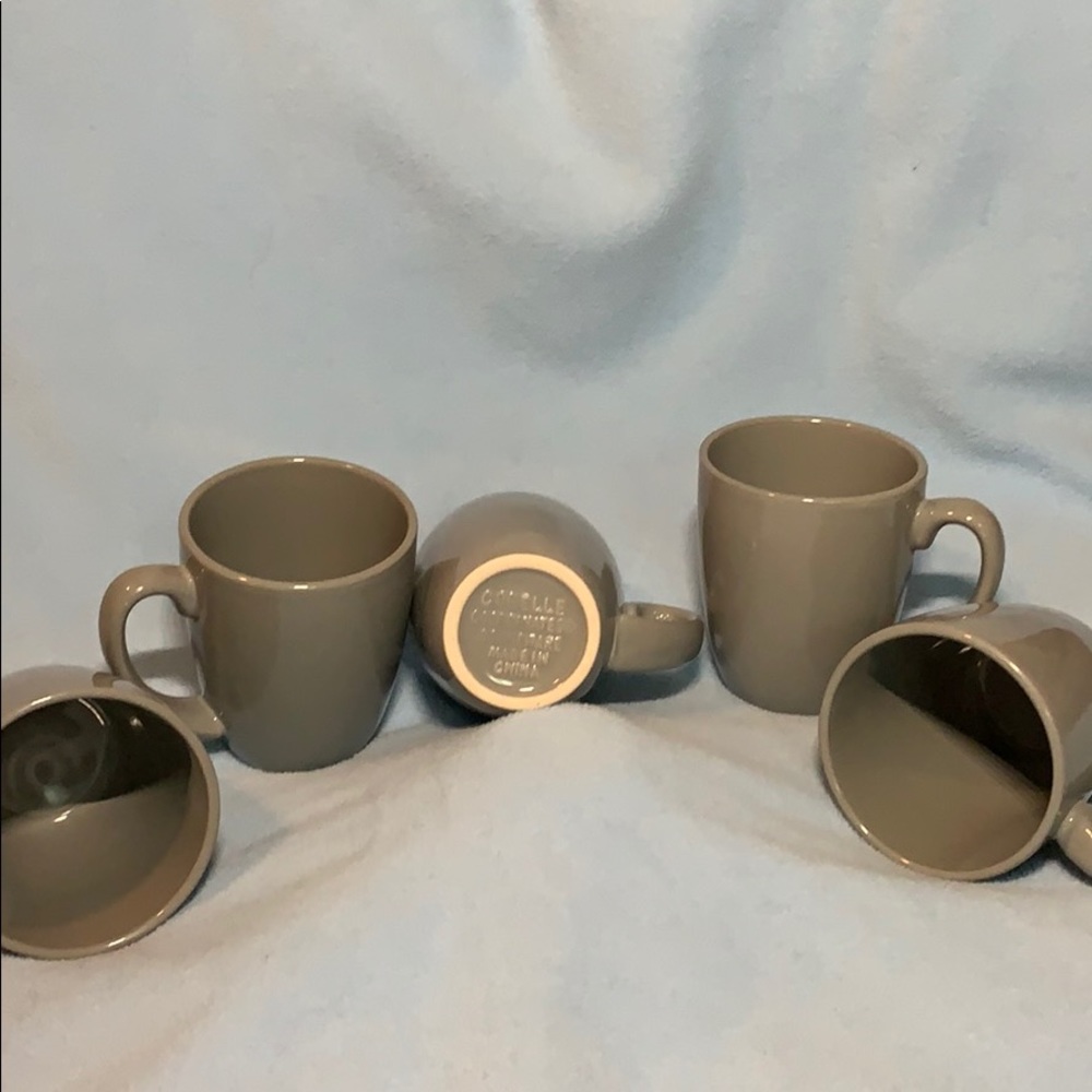 We have 5 Corelle coordinates stoneware cups 11oz